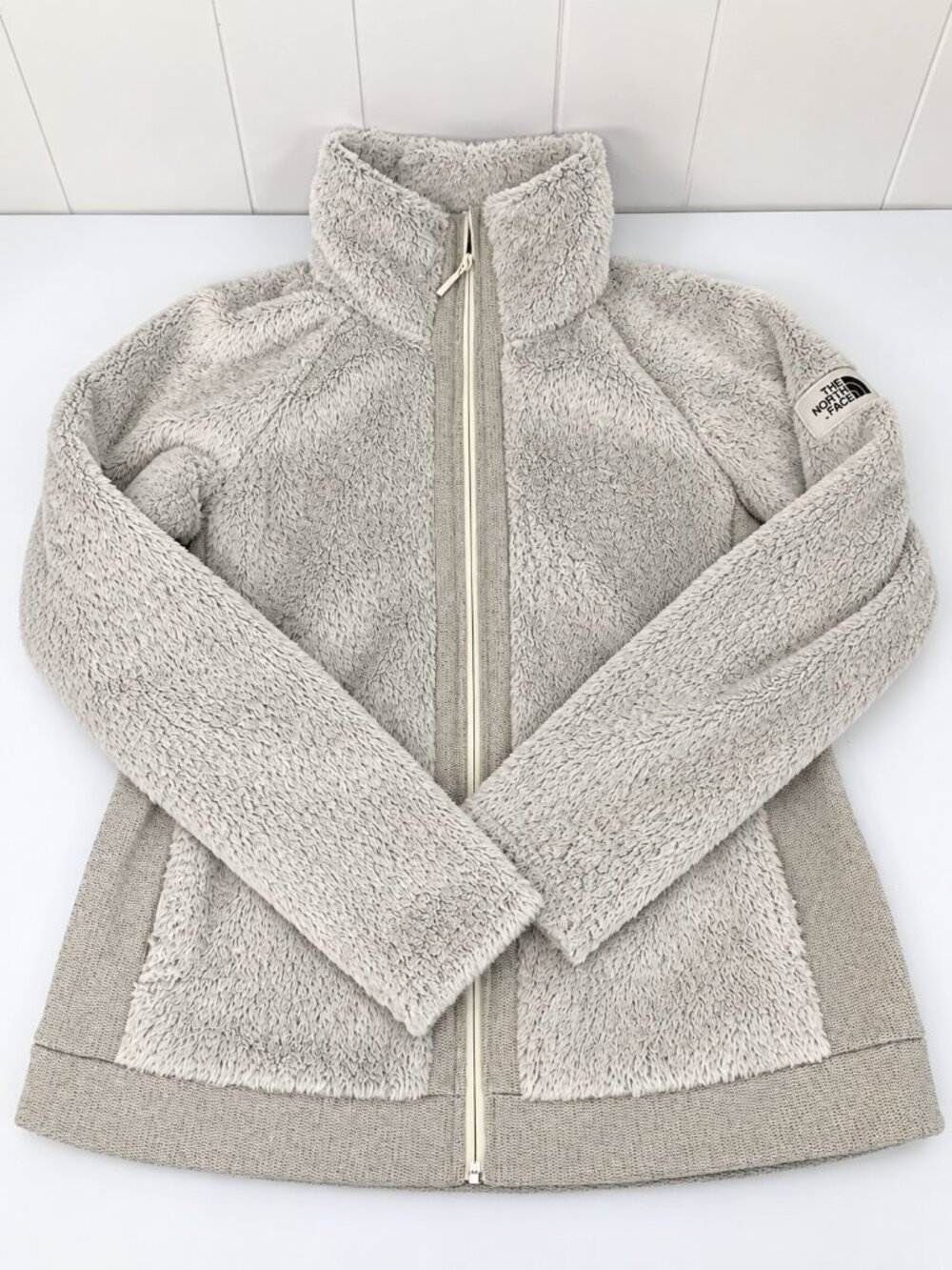 North Face Women's Jacket SZ Large Fuzzy Gray